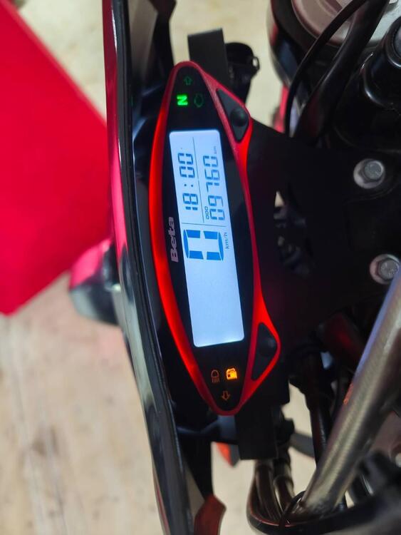 Betamotor RR 125 4T Motard LC (2021 - 23) (5)