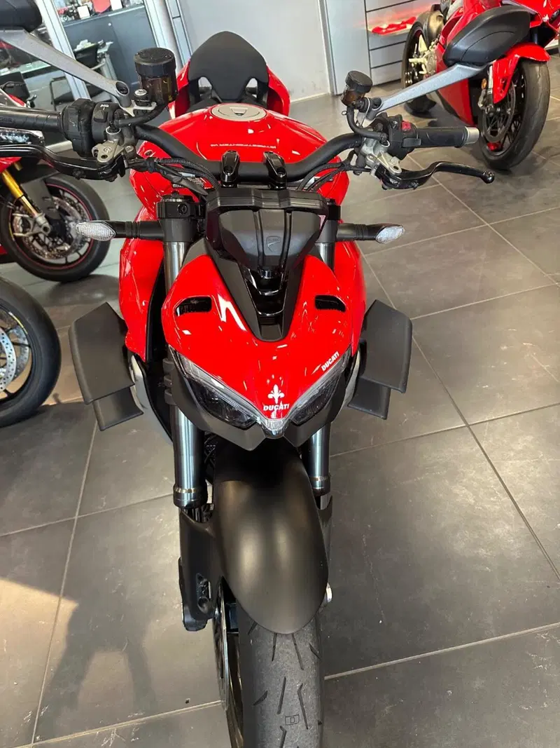 Ducati Streetfighter V4 1100 (2021 - 22) (7)