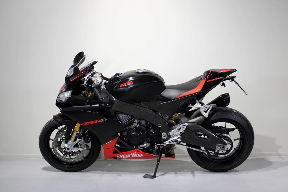 Aprilia RSV4 Factory APRC ABS (2011 - 15) (4)