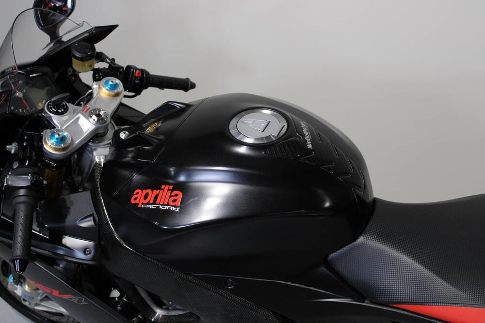 Aprilia RSV4 Factory APRC ABS (2011 - 15) (5)