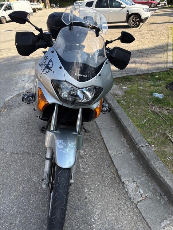 Honda Transalp XL 650V (2005 - 06) (5)