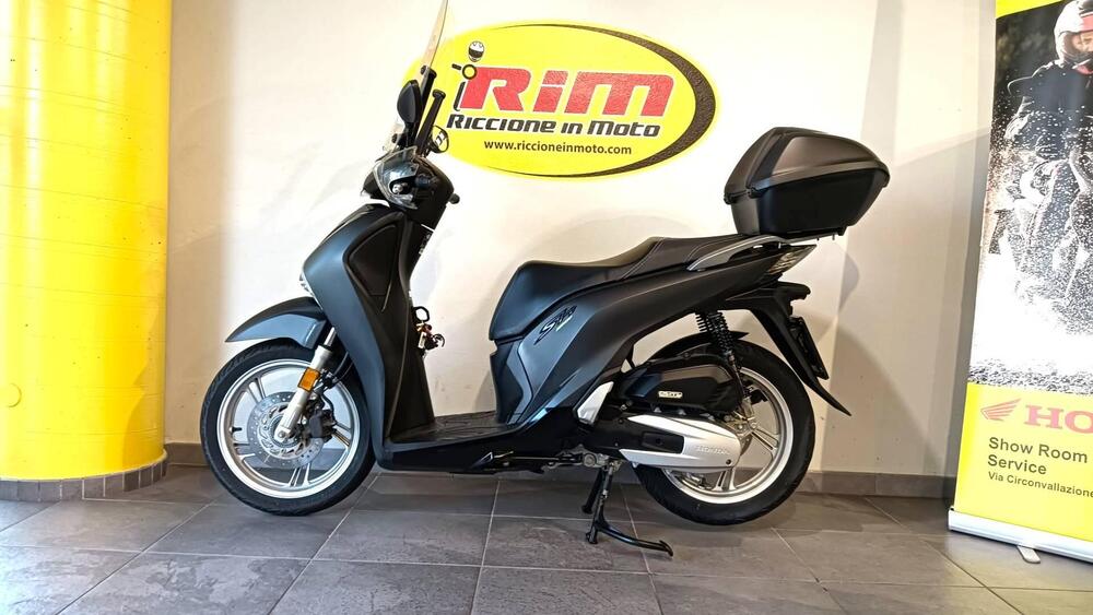 Honda SH 150 i (2017 - 19) (4)