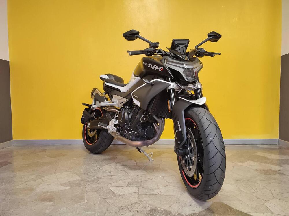 CFMOTO 800NK Advanced (2023 - 25) (3)