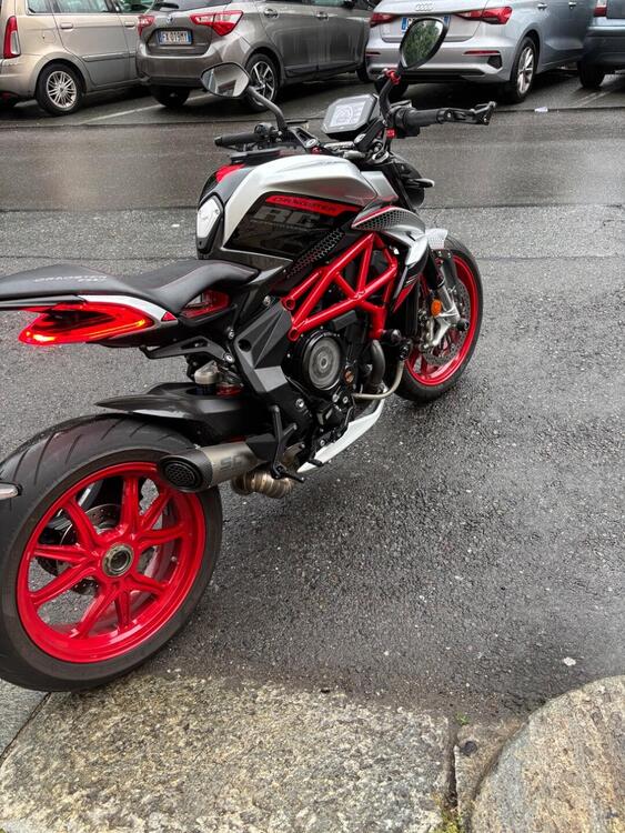 MV Agusta Dragster 800 RC SCS (2021 - 22)