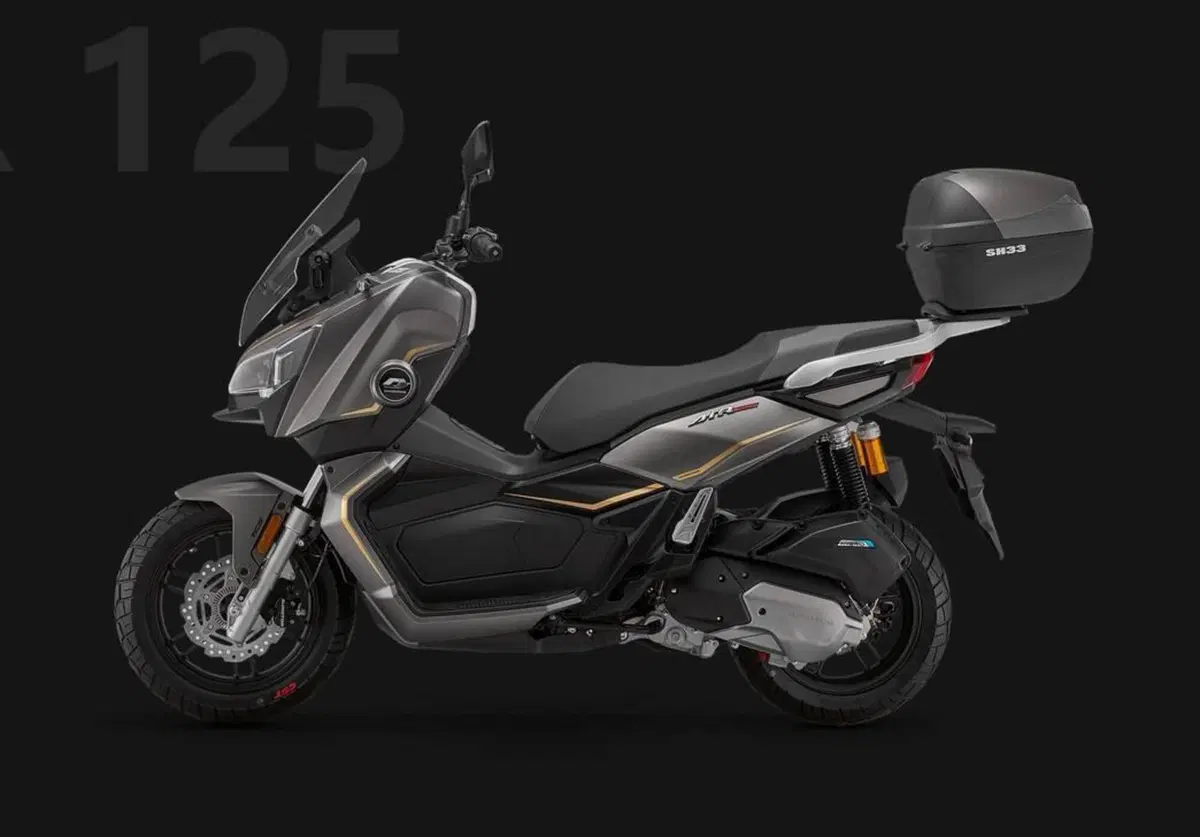 QJ Motor ATR 125 (2025 - 26) (7)