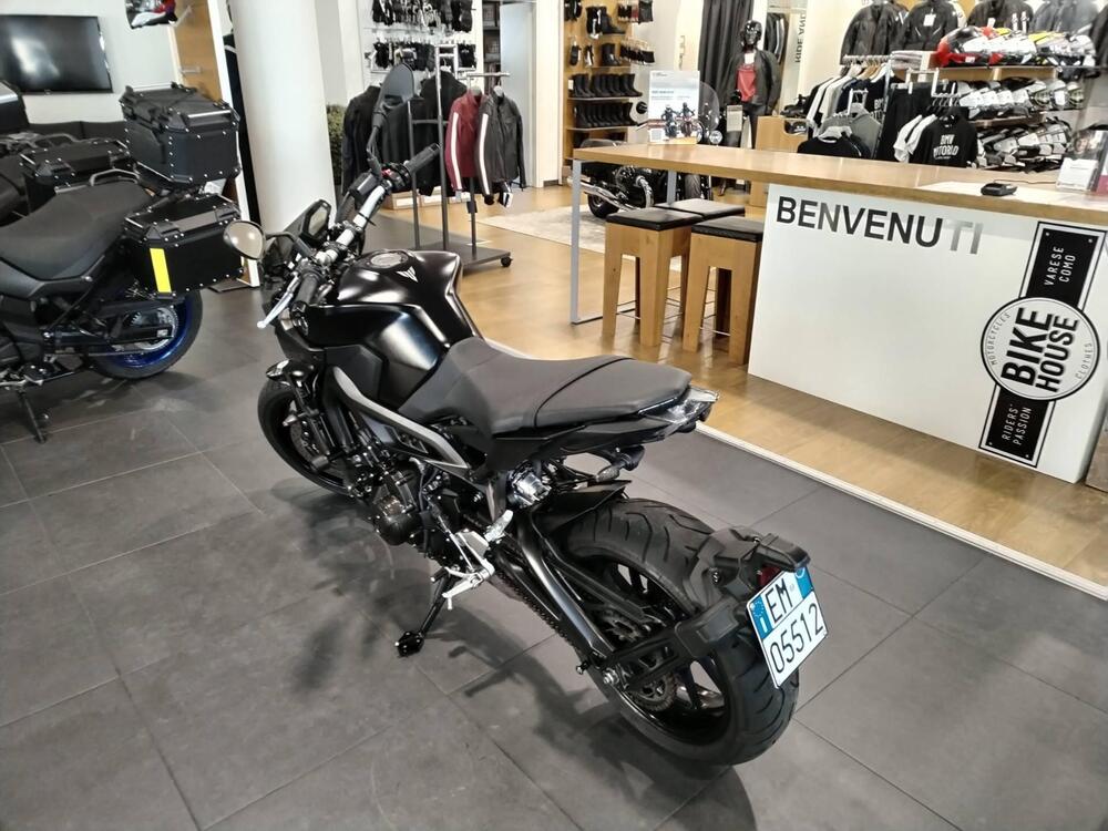 Yamaha MT-09 (2017 - 20) (3)