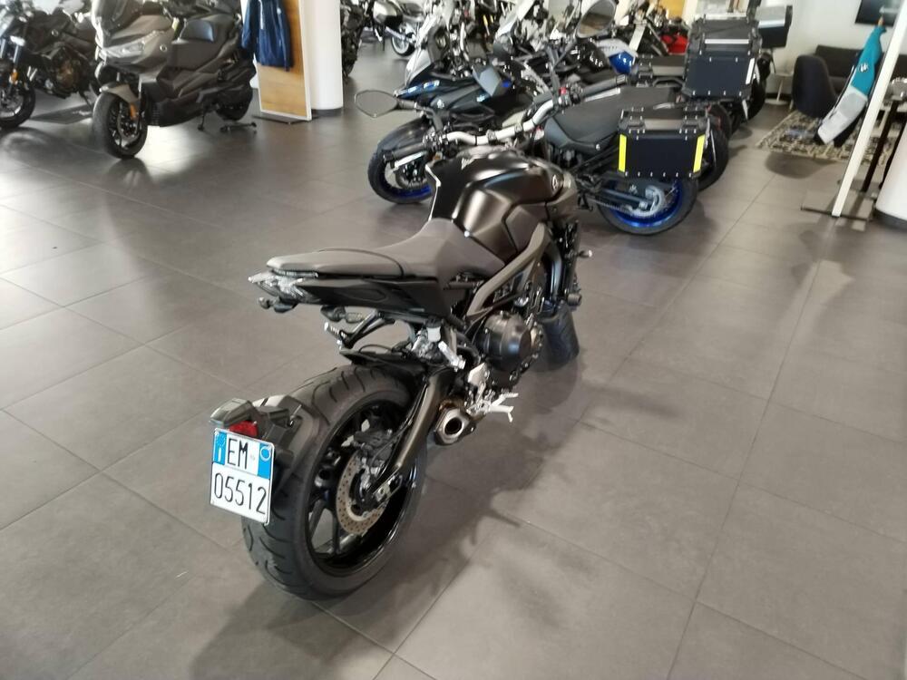 Yamaha MT-09 (2017 - 20) (4)