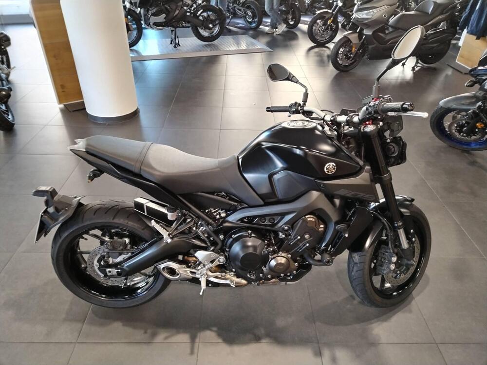 Yamaha MT-09 (2017 - 20) (5)