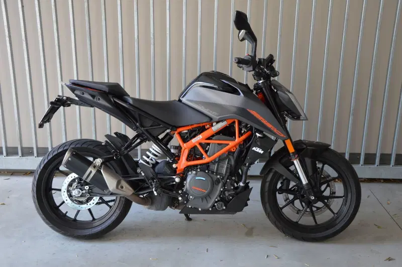 KTM 390 Duke (2021 - 23) (3)