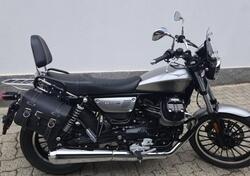 Moto Guzzi V9 Roamer (2021 - 24) usata