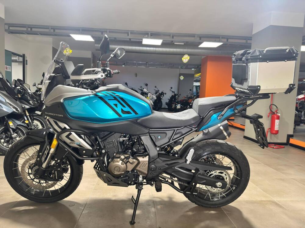 QJ Motor SRT 600 SX (2024 - 25) (4)