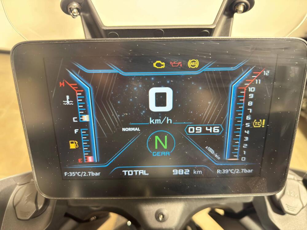 QJ Motor SRT 600 SX (2024 - 25) (5)