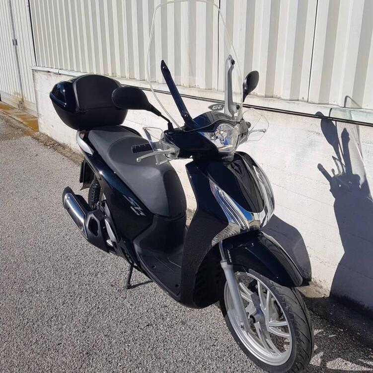 Honda SH 150 i ABS (2013 - 16) (4)