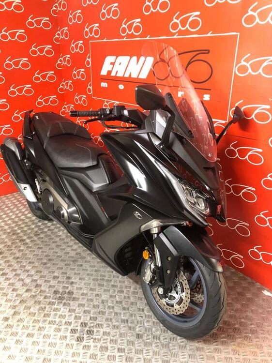 Kymco AK 550 ETS (2021 - 25) (2)