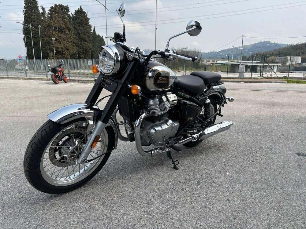 Royal Enfield Classic 650 (2025) (3)