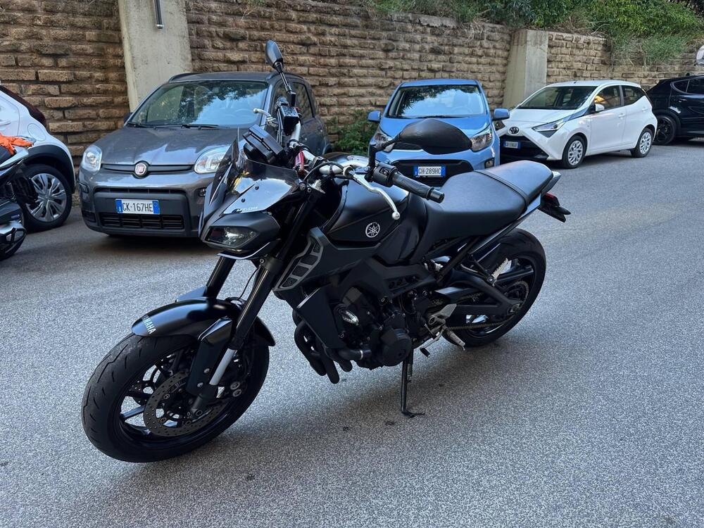 Yamaha MT-09 (2017 - 20) (3)