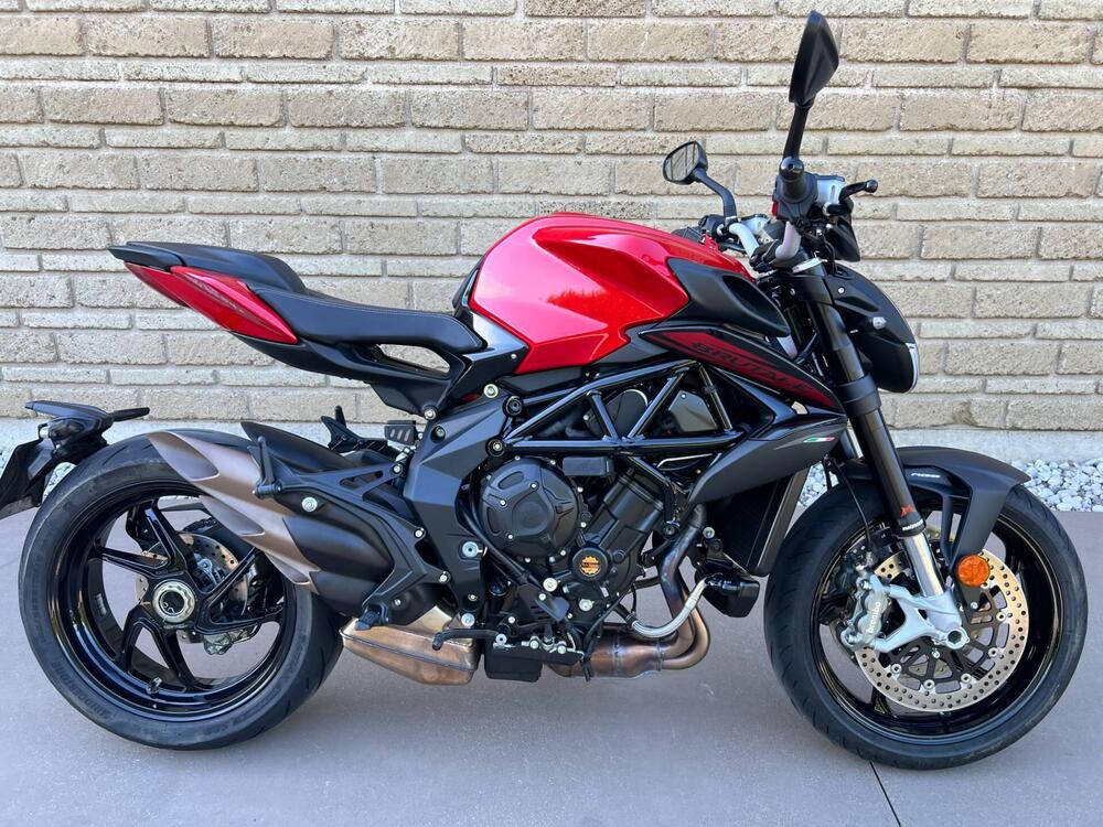 MV Agusta Brutale 800 R (2023 - 25) (2)