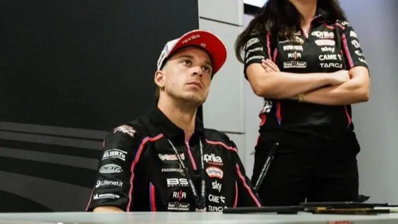 MotoGP 2025. GP di Catalogna. Marco Bezzecchi: "Secondo me Marc Marquez &egrave; quello che pu&ograve; non tenere i piedi per terra"