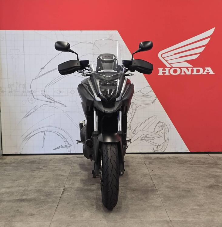 Honda NC 750 X DCT ABS (2016 -17) (2)