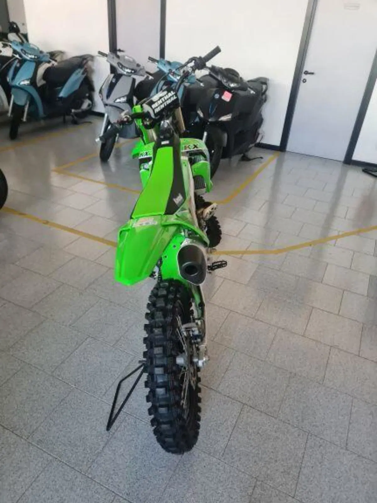 Kawasaki KX250 (2023) (4)