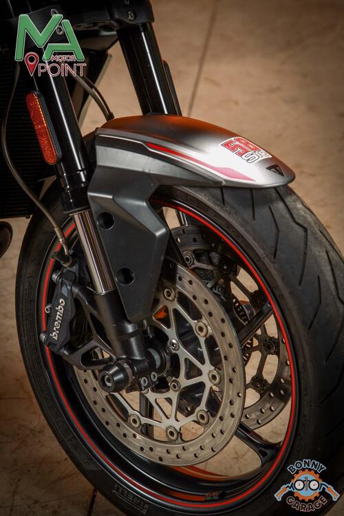 Triumph Street Triple R (2020 - 22) (5)