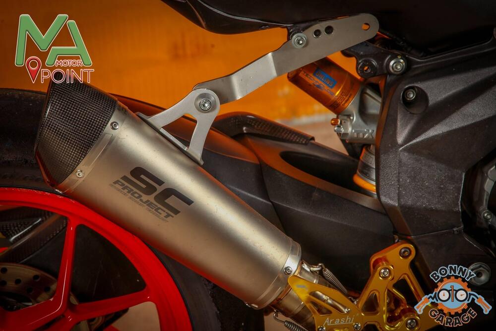 MV Agusta F3 800 Ago (2013 - 16) (2)