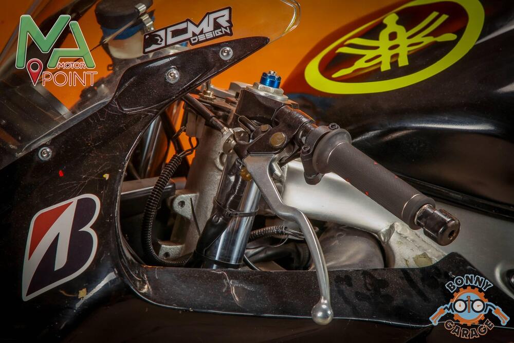 Yamaha YZF R6 (1999 - 00) (2)