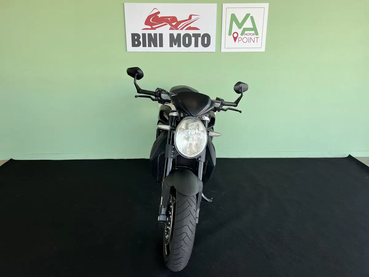 MV Agusta Brutale 920 (2011 - 12) (3)