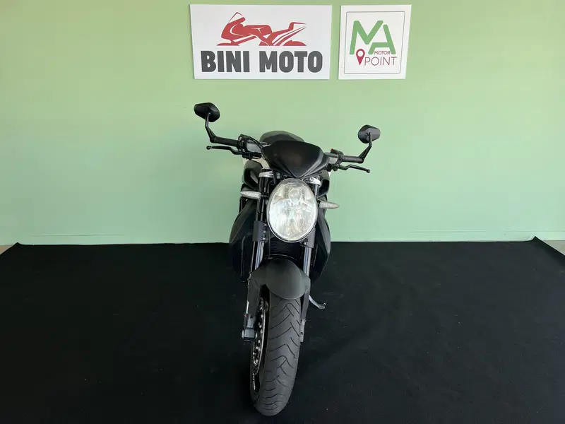 MV Agusta Brutale 920 (2011 - 12) (3)