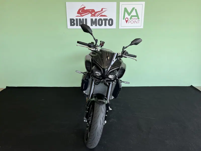 Yamaha MT-10 (2022 - 26) (3)