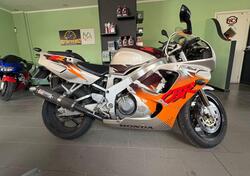 Honda CBR 900 RR (1996 - 97) usata