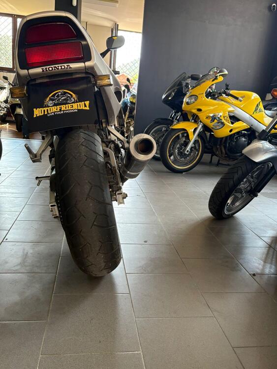 Honda CBR 900 RR (1996 - 97) (4)