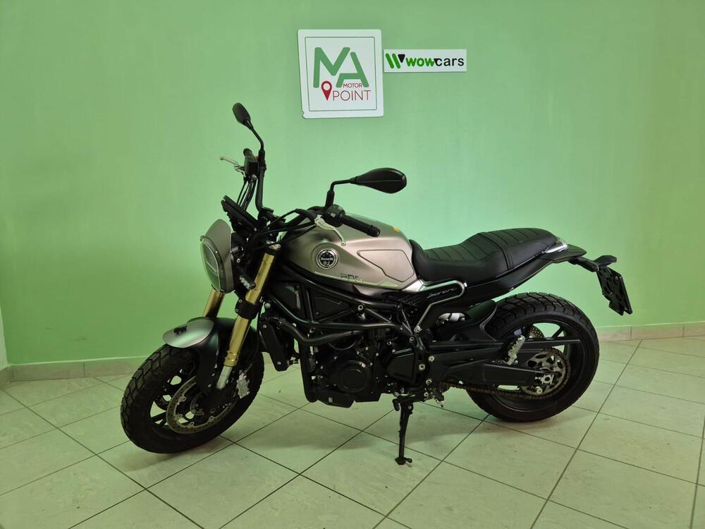 Benelli Leoncino 800 (2022 - 25)