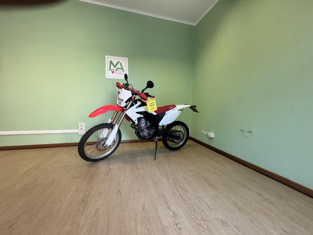 HM CRE F 125 X Baja 4t (2)