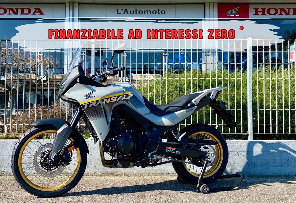 Honda Transalp XL750 (2025)
