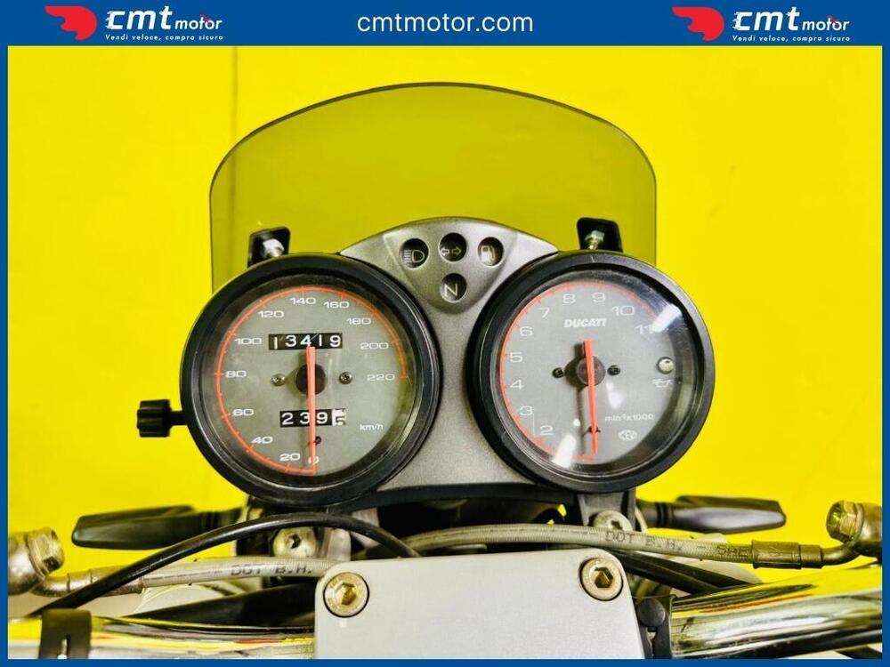 Ducati Monster 600 Dark (1998 - 01) (5)