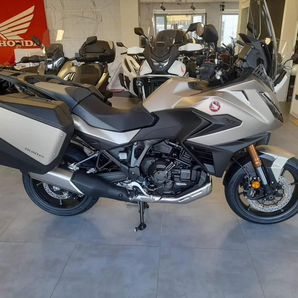 Honda NT 1100 DCT Electronic Suspension (2025 - 26)
