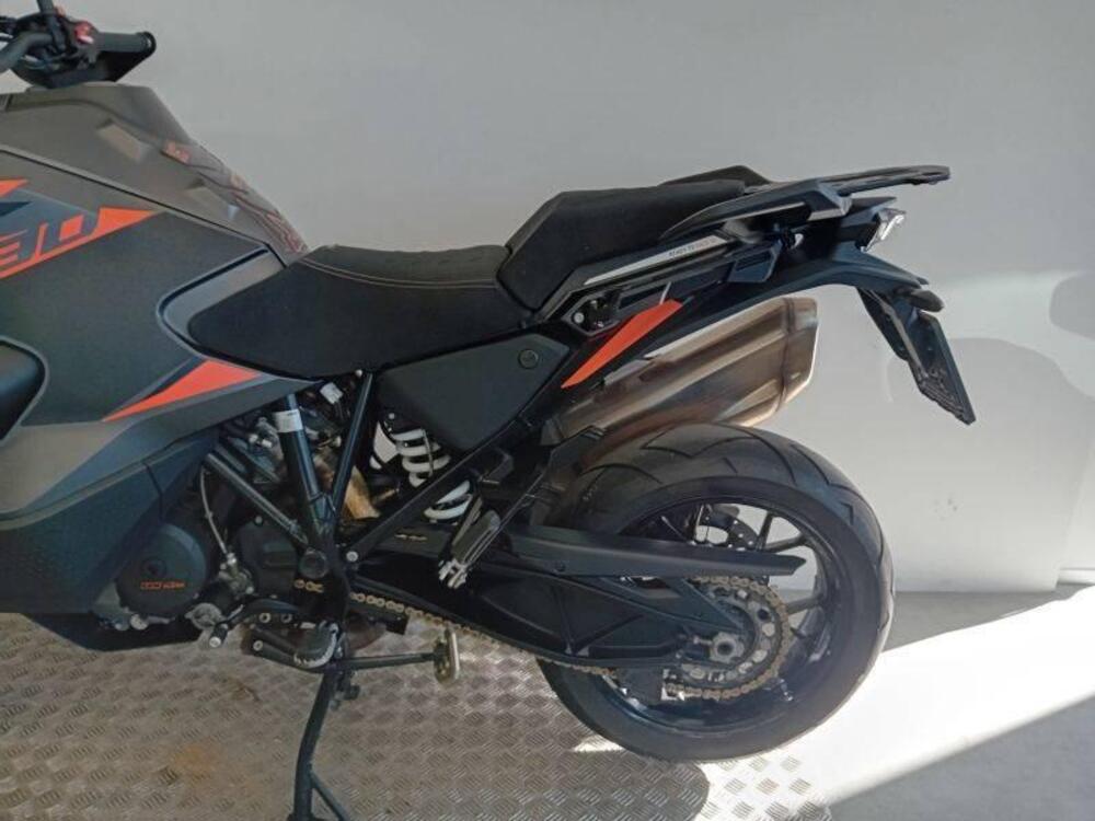 KTM 1290 Super Adventure S (2021) (5)