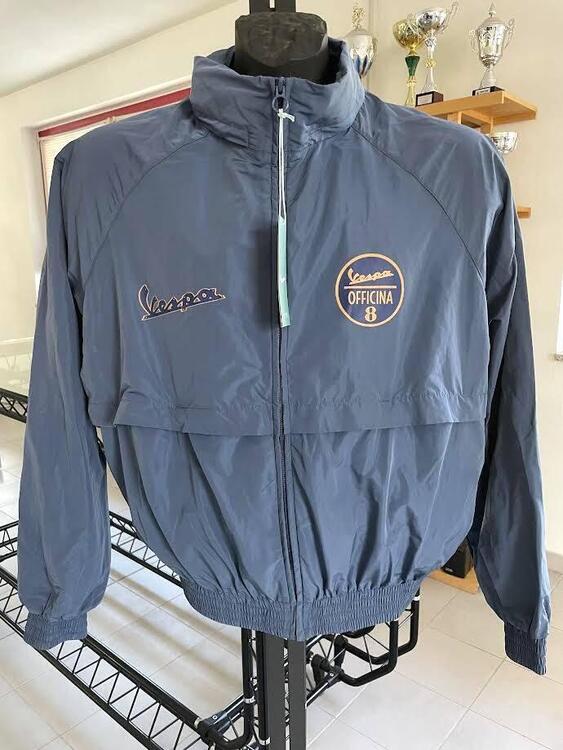 Vespa GTS 125 Super Sport (2025) (4)