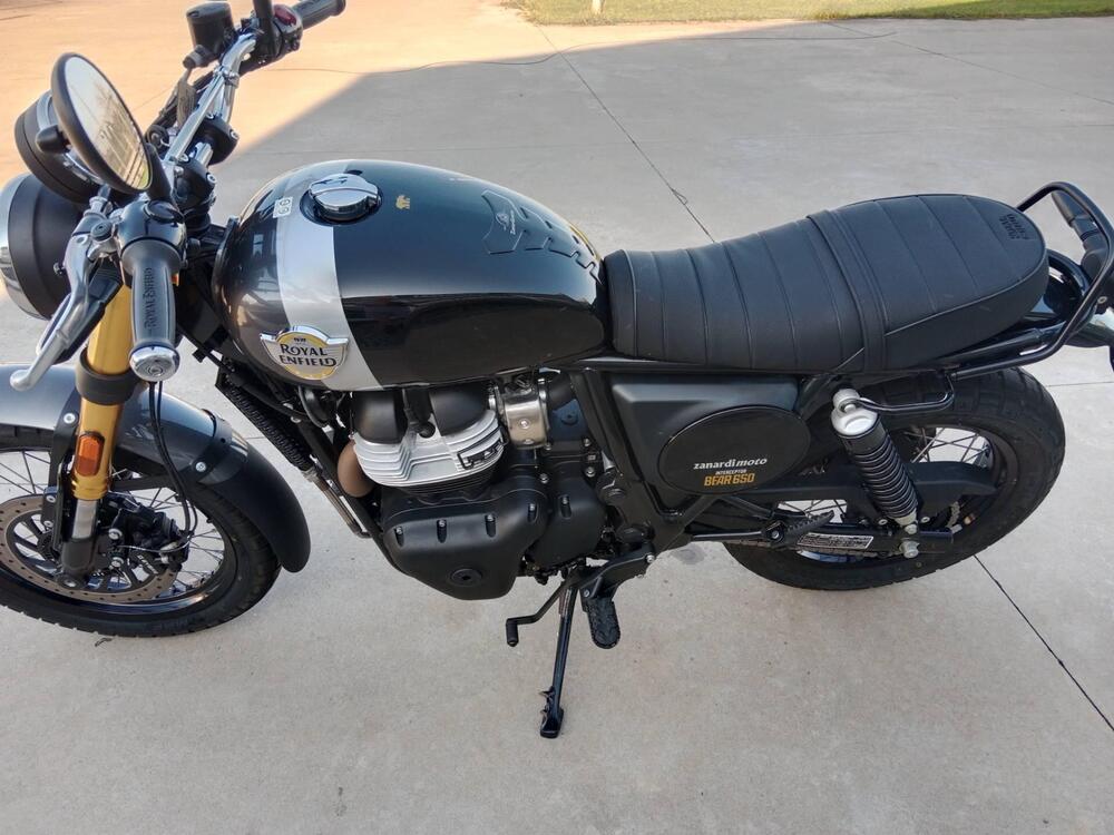 Royal Enfield Bear 650 (2025) (3)