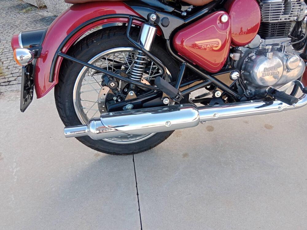 Royal Enfield Classic 350 (2021 - 25) (4)
