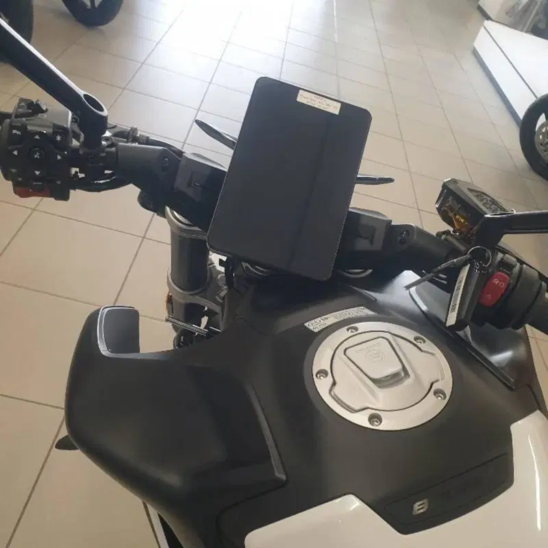 CFMOTO 800NK Advanced (2023 - 26) (3)