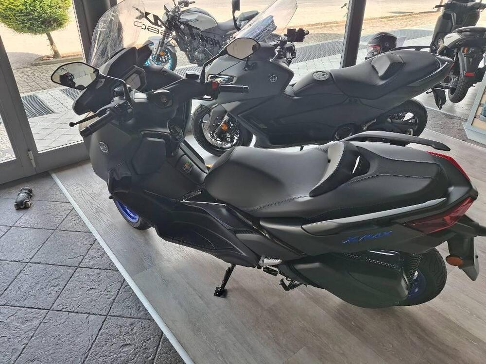 Yamaha X-Max 300 (2025) (3)