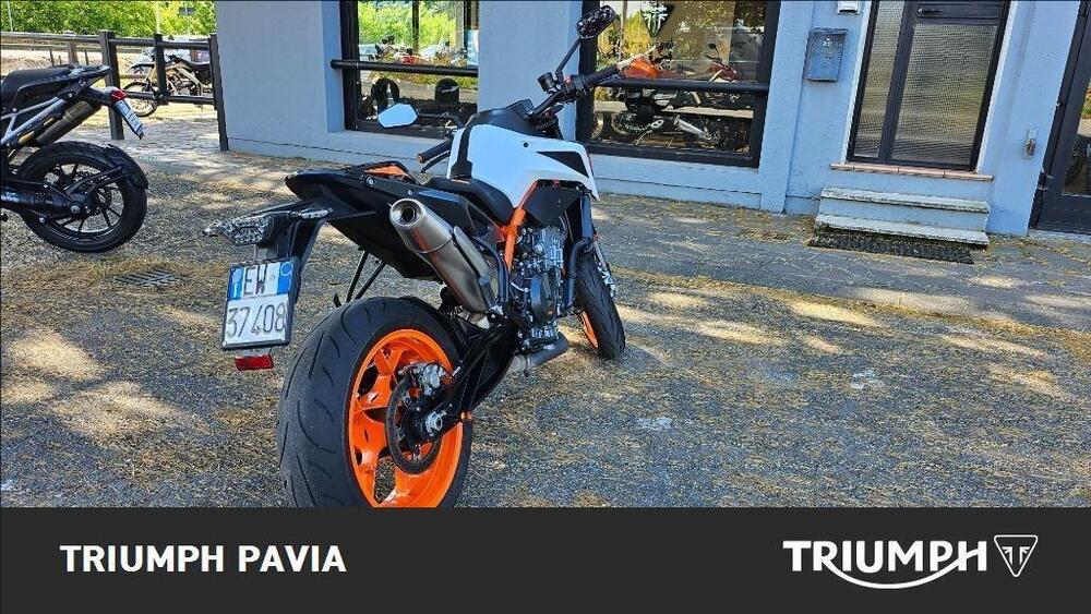 KTM 890 Duke R (2021) (3)