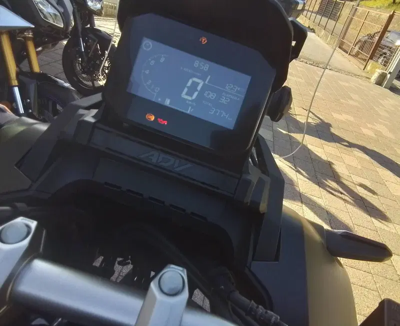 Honda ADV 350 (2022 - 24) (15)