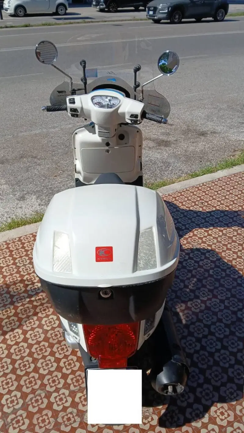 Kymco Like 200i (2009 - 17) (4)