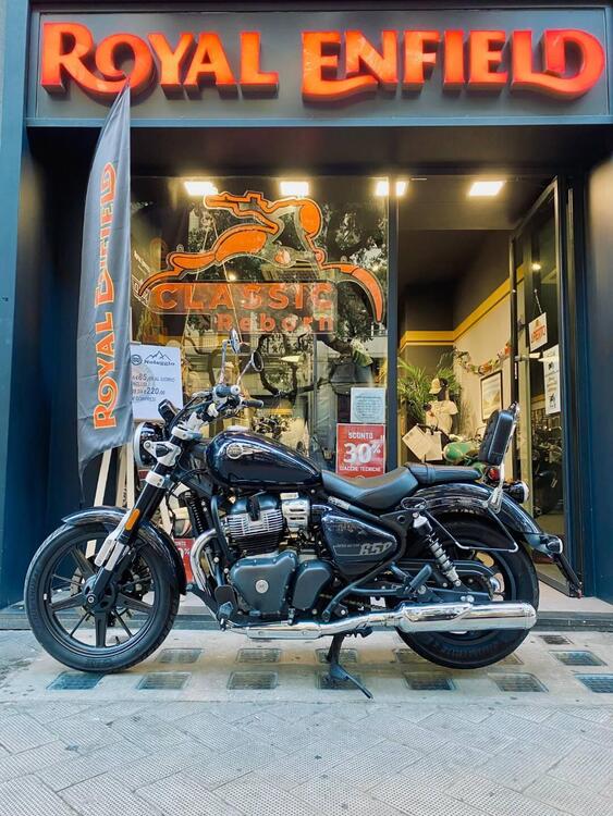 Royal Enfield Super Meteor 650 (2023 - 25) (4)