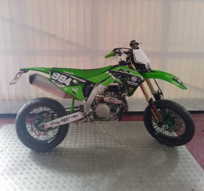Kawasaki KX 450 F (2023)