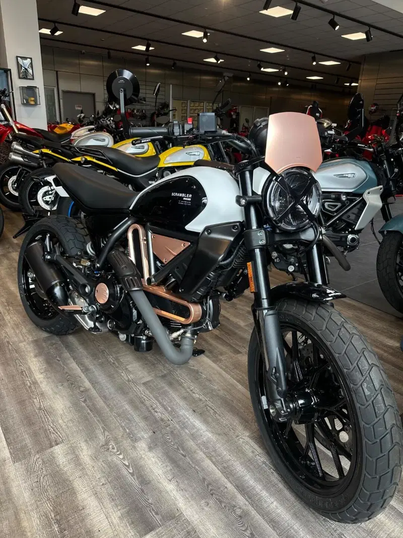 Ducati Scrambler 800 10° Anniversario Rizoma Edition (2025 - 26)