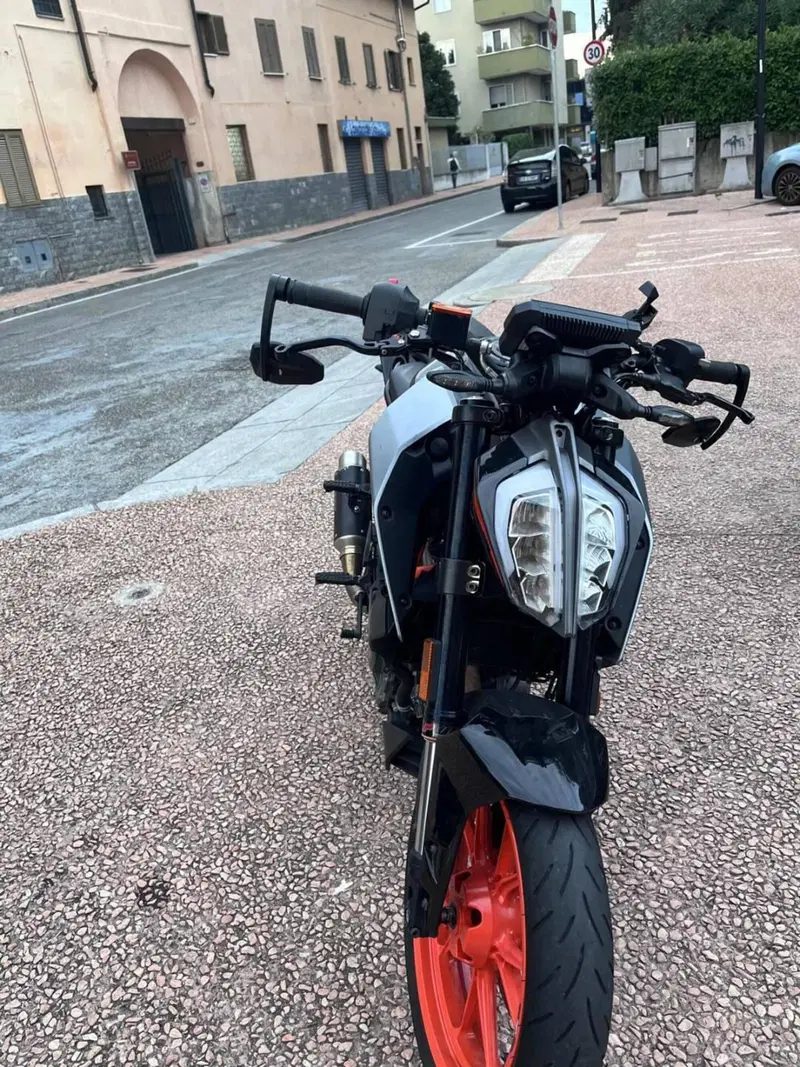KTM 390 Duke (2021 - 23) (2)
